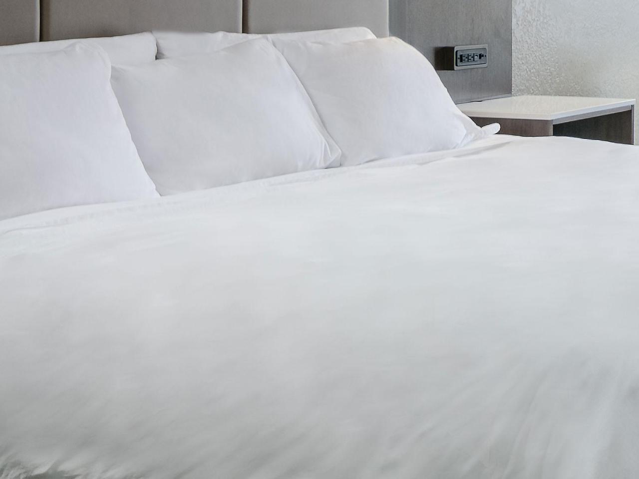 Radisson Hotel Мадисон Экстерьер фото