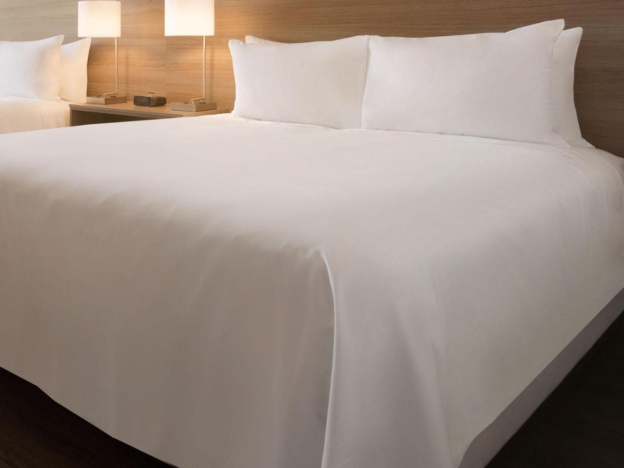 Radisson Hotel Мадисон Экстерьер фото